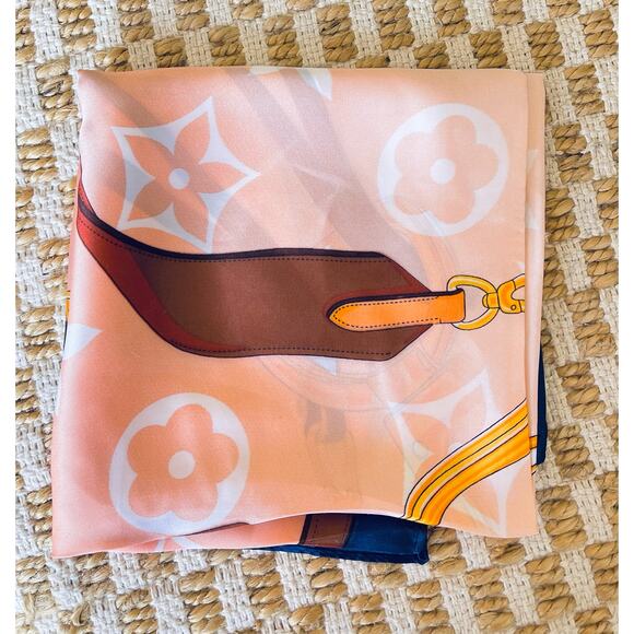 Fashion Floral Silky Scarf Two Tone Peach  NWOT - Picture 1 of 3